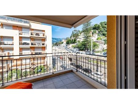 menton quartier mairie  residence recente deux pieces en parfait etat avec terrasse et par