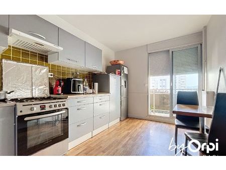 appartement clermont-ferrand 77 m² t-3 à vendre  95 500 €