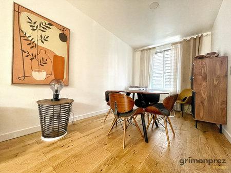 maison de 3 chambres et un bureau avec une jolie terrasse si