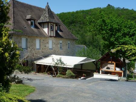 local commercial à acheter de 230 m² à monceaux-sur-dordogne - 19400