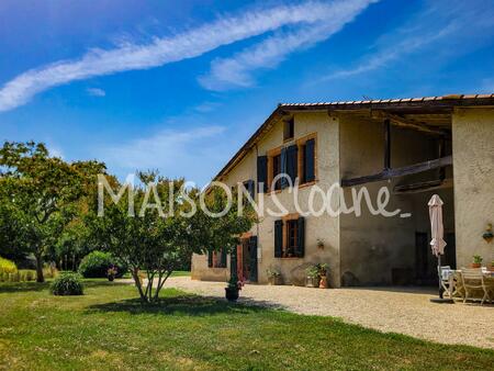 maison individuelle propriété agricole à lombez | 7 pièces | 146 m2 | dépendances