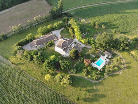 bien atypique à vendre à castelnau-montratier : 787 500€ | 319m²