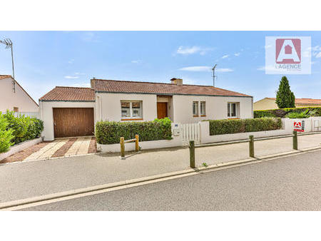 vente maison à saint-gilles-croix-de-vie (85800) : à vendre / 102m² saint-gilles-croix-de-