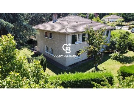 exclusivité coldwell banker : maison de 150 m² à lentilly