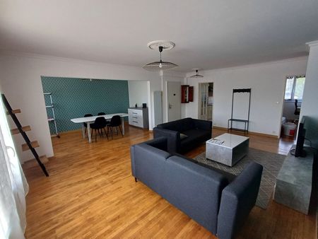 appartement meublé de 3 chambres avec terrasse