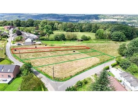 lot3 : terrain à bâtir de +/- 818m²  situé dans un cadre ver