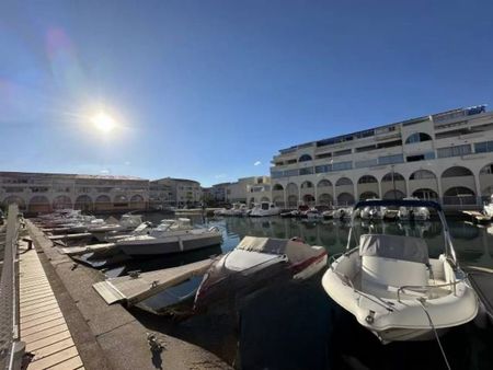 côté plages  clim  t3  la marina - les quilles  parking