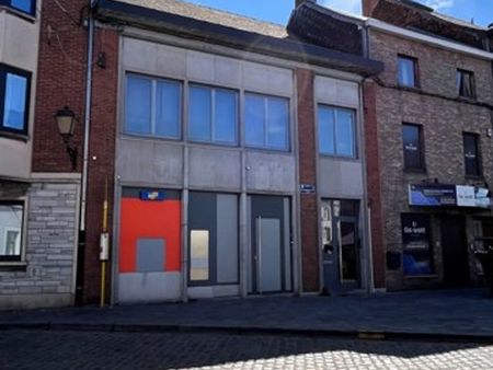 à vendre-bureaux/espace commercial genappe