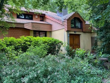 superbe maison d'architecte en bordure de forêt