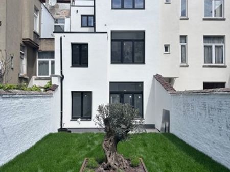 très beau rdc avec jardin à louer - quartier européen