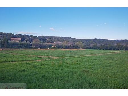 vente terrain 1015 m² uzès (30700)