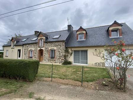 vente maison à plumieux (22210) : à vendre / 215m² plumieux