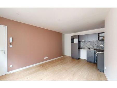 location appartement  m² t-2 à rodez  475 €