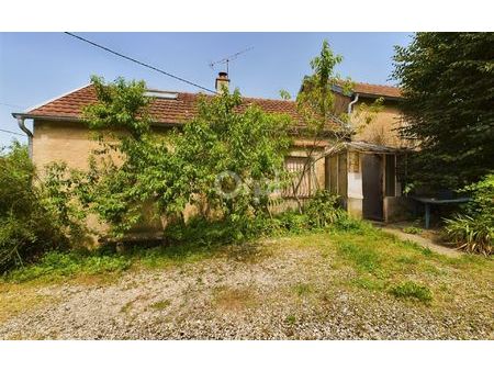 maison confracourt m² t-4 à vendre  60 000 €