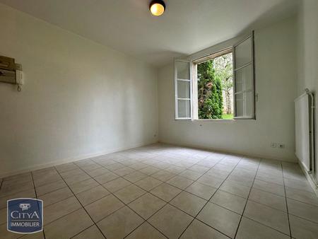 location appartement chartres (28000) 1 pièce 20.77m²  420€