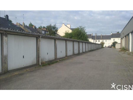 location garage box et parking à saint-nazaire (44600) : à louer / 19m² saint-nazaire