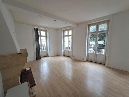 location appartement 4 pièces à nantes centre ville (44000) : à louer 4 pièces / 73m² nant