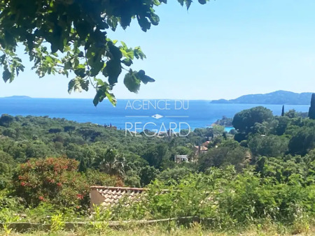 propriété en bord de mer le lavandou (83)