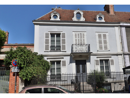 local professionnel - 215m² - troyes