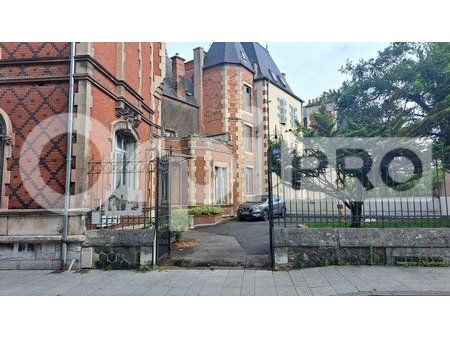 location de local commercial de 80 m² à montluçon - 03100