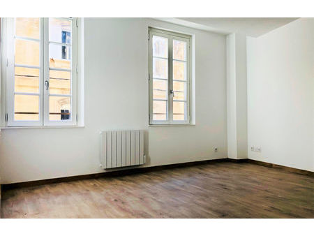 location appartement 1 pièce 22 m² avignon (84000)