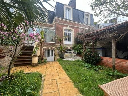 vente maison 6 pièces 95 m²