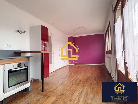 a louer appartement t3 - 51 m2 - centre le quesnoy