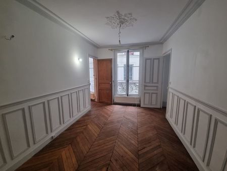 location non meublée - 2 pièces - 41m2 - quai de jemmapes sur le canal saint martin