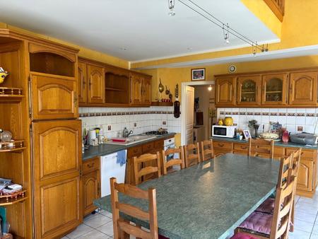 vente maison à bressuire (79300) : à vendre / 90m² bressuire