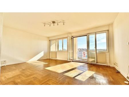 appartement 3 pièces 81 m²