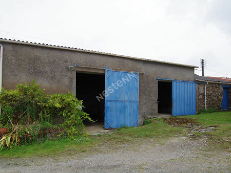 garage a vendre a vallet 112 m2