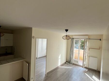 appartement f2 34 2 m² -proximité gare rer