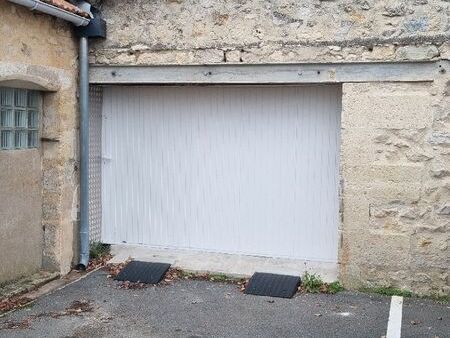 loue garage 40m2 blaye