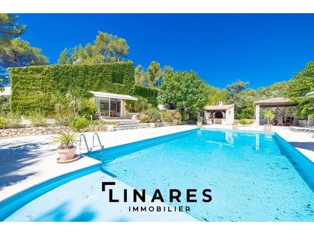 dolce vita - villa t8 de 250m2 - dépendance de 50m² - piscine - court de tennis privé - pa