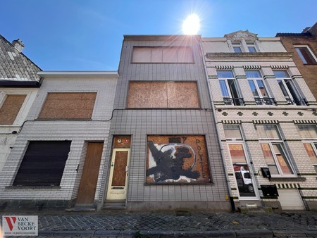 huis te koop in oostende met 2 slaapkamers