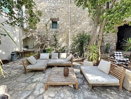 elegante maison de maitre + grange avec jardin  piscine et dependance  salles d'aude