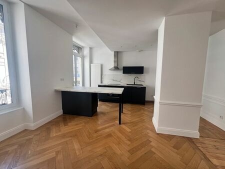 appartement t4