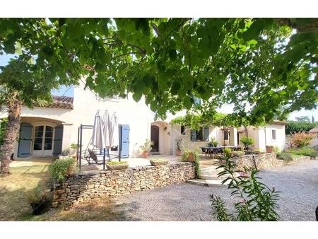 vente maison 7 pièces 187 m² pernes-les-fontaines (84210)