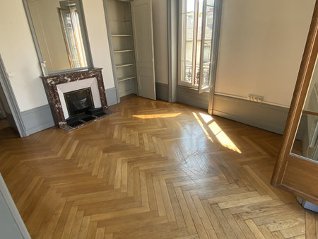 appartement t2 bis - 70m2 villeurbanne