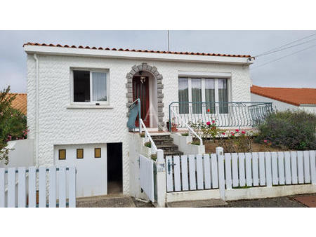 vente maison aux sables-d'olonne (85100) : à vendre / 89m² les sables-d'olonne