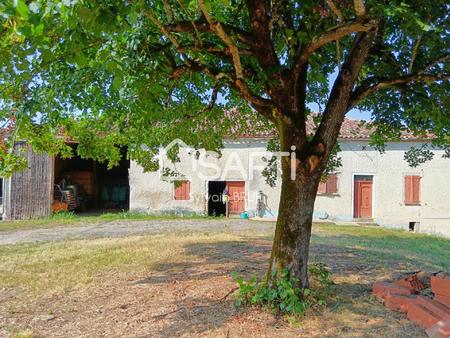 corps de ferme à restaurer sur 4500m² de terrain