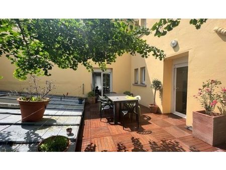 vente appartement 8 pièces 207.65 m²