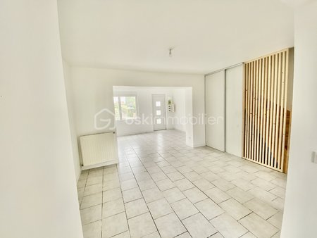 maison de 71 m² à hinges