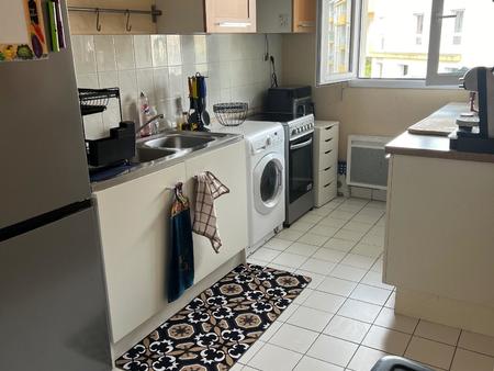 location appartement 3 pièces à angers (49000) : à louer 3 pièces / 68m² angers