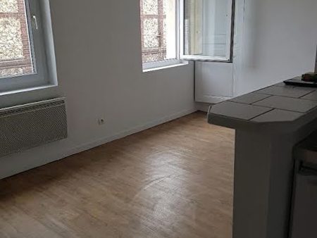 location appartement 2 pièces 23.69 m²