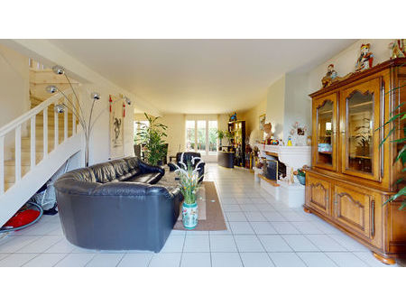 vente maison 7 pièces  183.75m²  saint