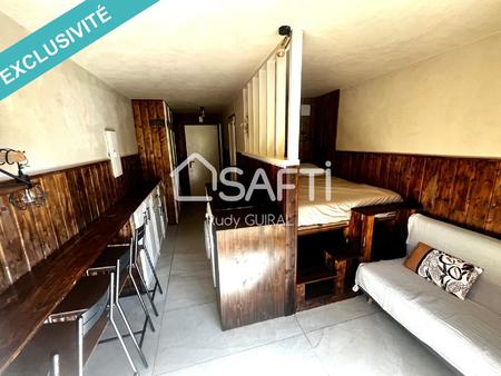 studio renove de 19m2 avec balcon