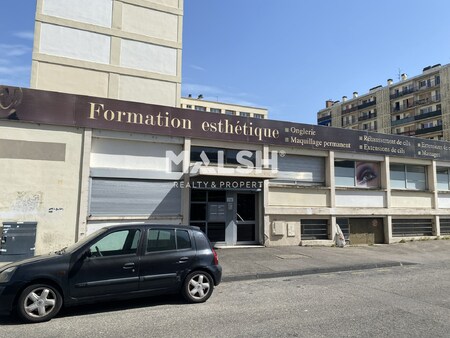 local professionnel - 126m²