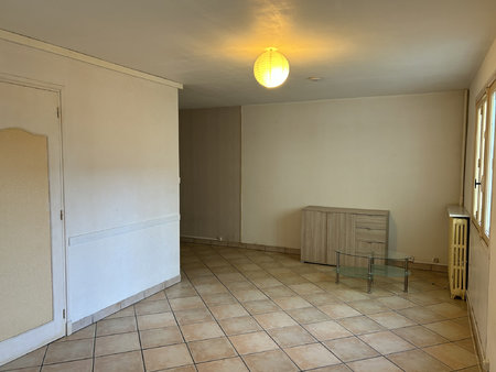 carcassonne - quartier du palais - t1 bis de 36m2 - chauff