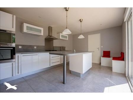 vente maison 3 pièces 94 m² la rochelle (17000)